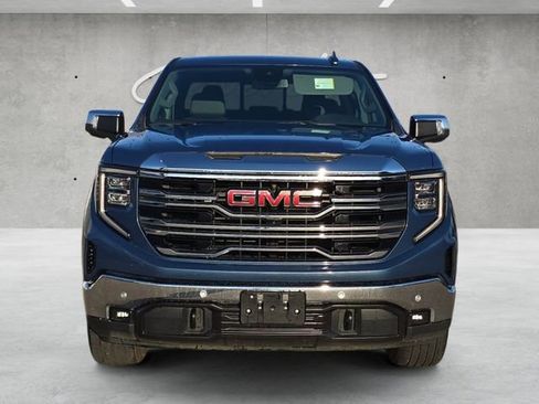 Used 2024 GMC Sierra 1500 SLT w/ SLT Premium Package image 18
