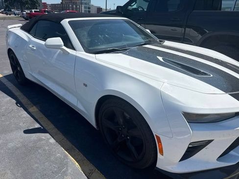 Used 2016 Chevrolet Camaro SS RWD image 2