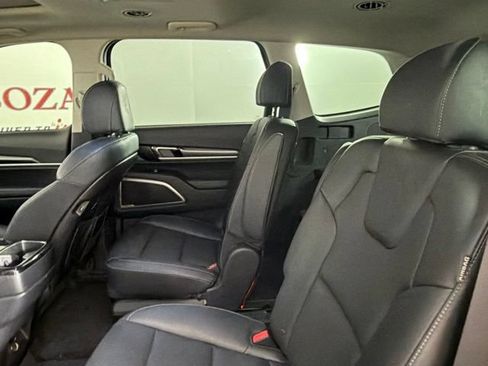 Used 2024 Kia Telluride S w/ S Sunroof Package FWD image 13