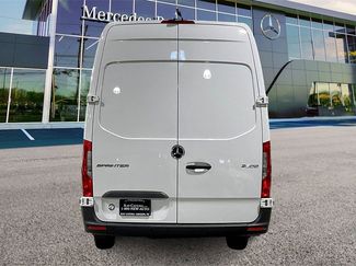 Used 2025 Mercedes-Benz Sprinter 2500 video 4
