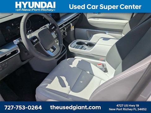 New 2026 Hyundai Ioniq 9 Limited image 3