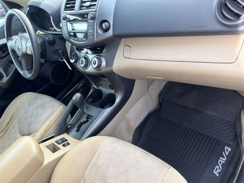 Used 2011 Toyota RAV4 4WD w/ Base L4 Extra Value Pkg image 33