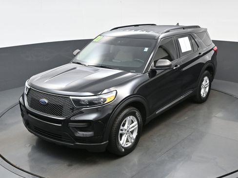 Used 2021 Ford Explorer XLT w/ Class III Trailer Tow Package image 36