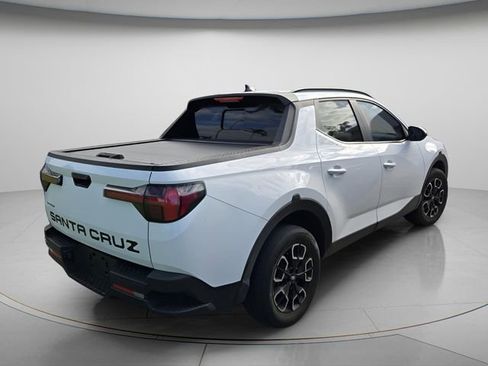 Used 2022 Hyundai Santa Cruz SEL Premium image 6