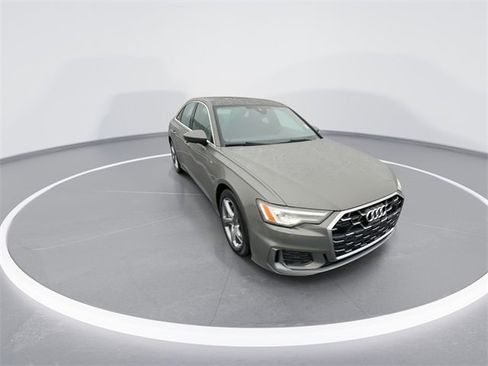 Used 2024 Audi A6 Premium Plus image 3