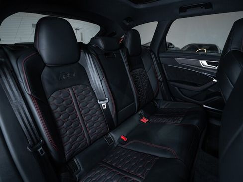Used 2021 Audi RS 6 AWD/4WD image 34