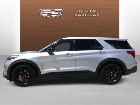 Used 2022 Ford Explorer ST w/ Equipment Group 401A RWD image 2