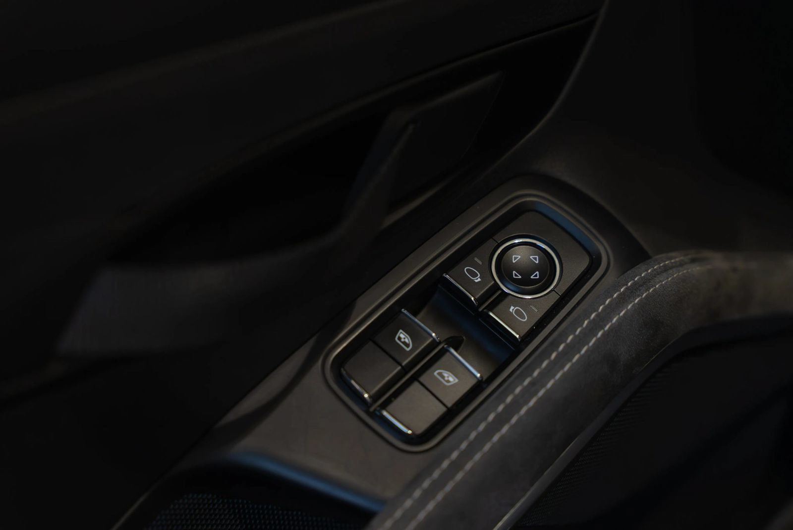 Used 2016 Porsche Cayman GT4 RWD image 29