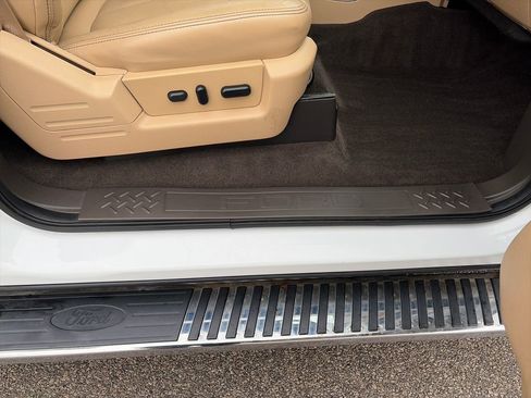 Used 2012 Ford F150 Lariat w/ Lariat Plus Pkg image 16