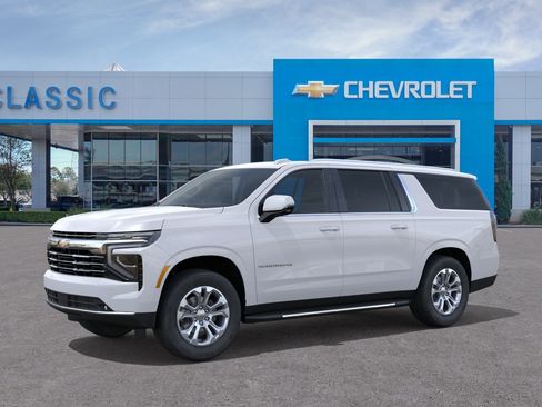 New 2026 Chevrolet Suburban LT w/ Comfort Package RWD image 2
