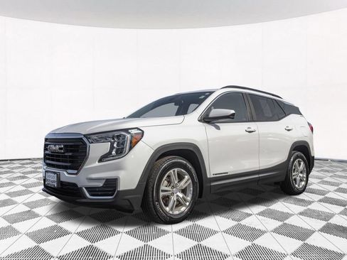 Used 2023 GMC Terrain SLE w/ Driver Convenience Package FWD image 6