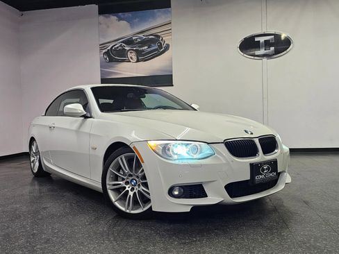 Used 2013 BMW 335i 335i Convertible 2D image 1