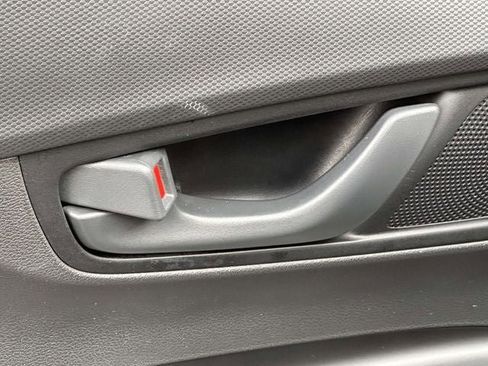 Used 2023 Hyundai Kona SE image 15