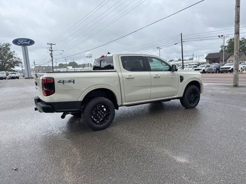 New 2025 Ford Ranger Lariat w/ Black Appearance Package image 33