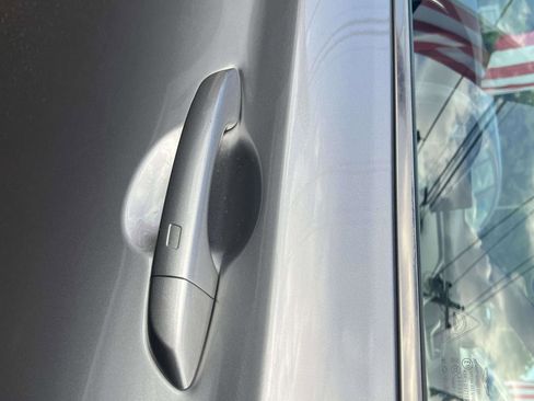 Used 2022 Genesis G70 3.3T w/ Sport Prestige Package image 9