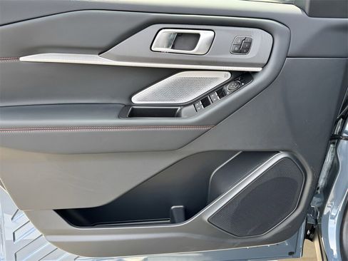 New 2025 Ford Explorer ST w/ Sun And Sound Package image 29