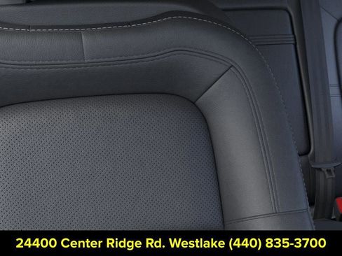 New 2026 Lincoln Corsair Premiere image 16