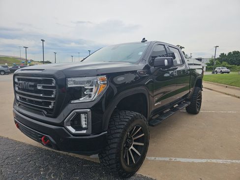 Used 2019 GMC Sierra 1500 AT4 w/ AT4 Premium Package AWD/4WD image 9