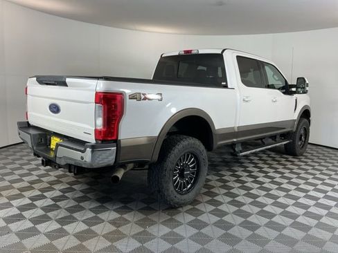 Used 2017 Ford F250 Lariat w/ Lariat Ultimate Package image 4