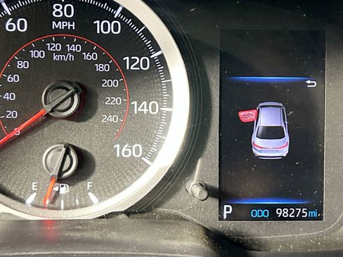 Used 2020 Toyota Corolla SE w/ SE Premium Package FWD image 22