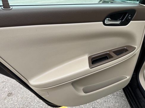 Used 2008 Chevrolet Impala LT image 12