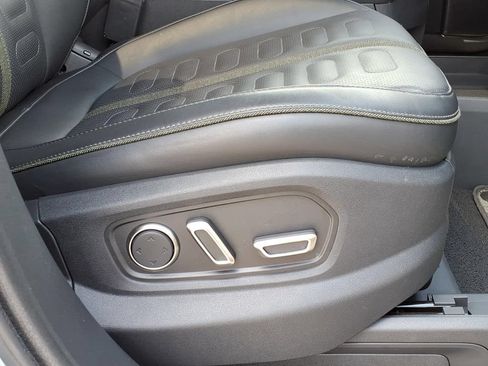 Used 2024 Rivian R1S Adventure AWD/4WD image 13