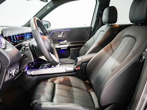 Used 2026 Mercedes-Benz GLB 250 image 17