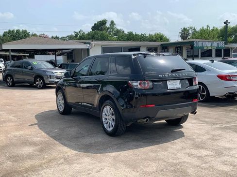 Used 2016 Land Rover Discovery Sport SE AWD/4WD image 5