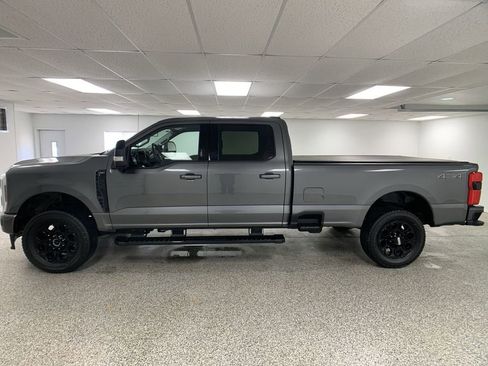 Used 2024 Ford F250 Lariat w/ Black Appearance Package AWD/4WD image 5