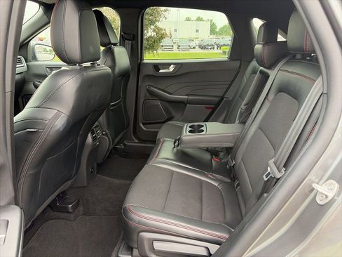 Used 2025 Ford Escape ST-Line FWD image 41