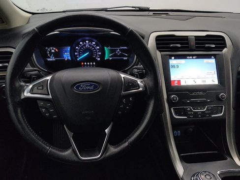 Used 2019 Ford Fusion SEL FWD image 22