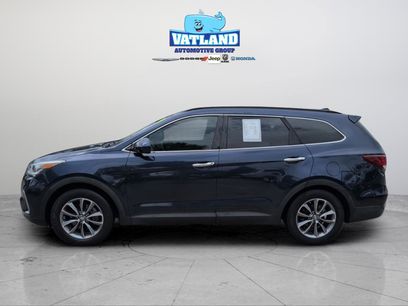Used 2017 Hyundai Santa Fe SE