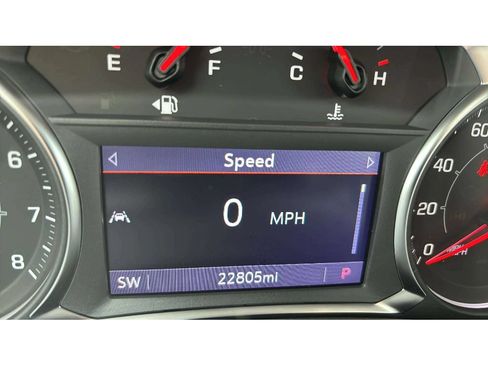 Used 2023 GMC Terrain SLT w/ Tech Package AWD/4WD image 16