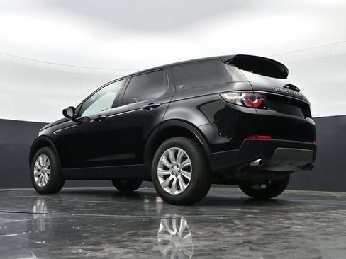 Used 2017 Land Rover Discovery Sport SE AWD/4WD image 41