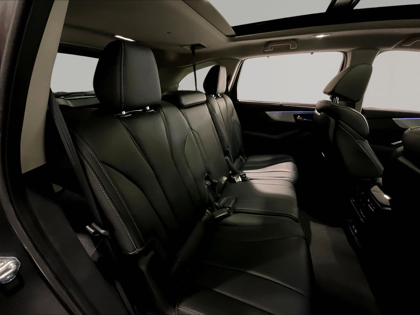 Used 2024 Acura MDX w/ Technology Package FWD image 25