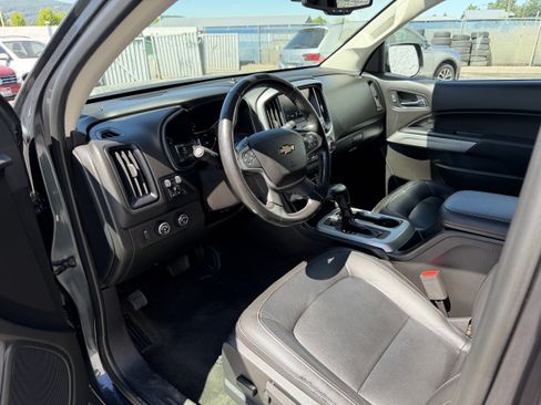 Used 2018 Chevrolet Colorado LT w/ Luxury Package, Chrome AWD/4WD image 9