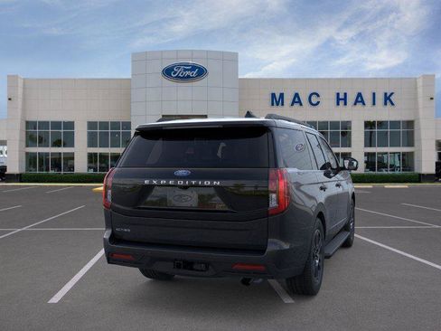 New 2026 Ford Expedition Active RWD image 38
