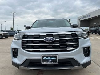 Used 2025 Ford Explorer Active w/ Active Comfort Package RWD video 2