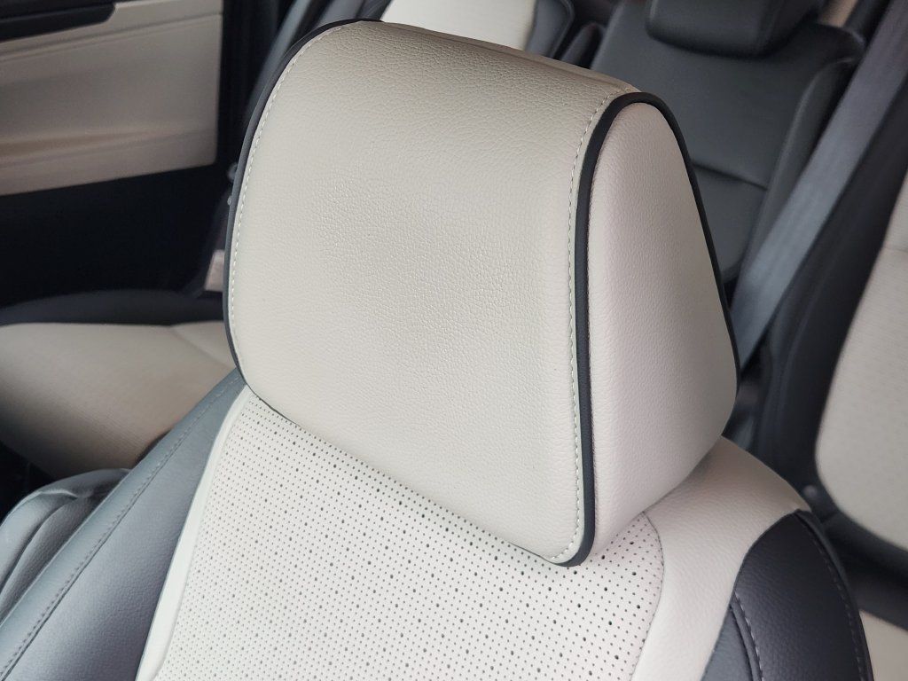 Used 2025 Honda Odyssey Elite image 25