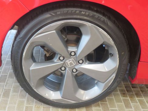 Used 2019 Honda Civic Si image 9