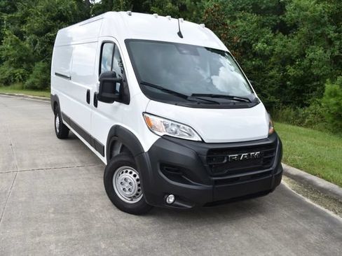 Used 2025 RAM ProMaster 2500 w/ Convenience Group FWD image 6