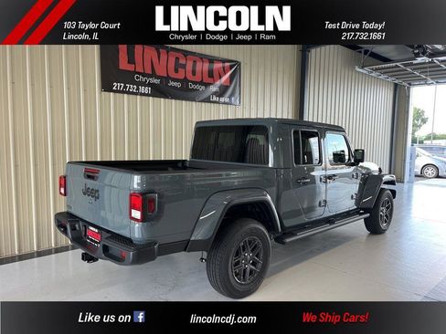 New 2025 Jeep Gladiator Sport AWD/4WD image 8
