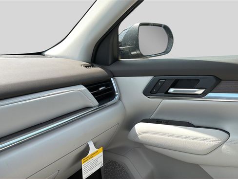 New 2026 GMC Terrain Denali AWD/4WD image 12