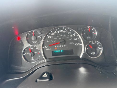 Used 2017 GMC Savana 2500 image 12