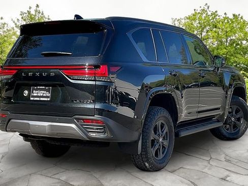 Used 2025 Lexus LX 700h Overtrail w/ Accessory Package (Z1) AWD/4WD image 5