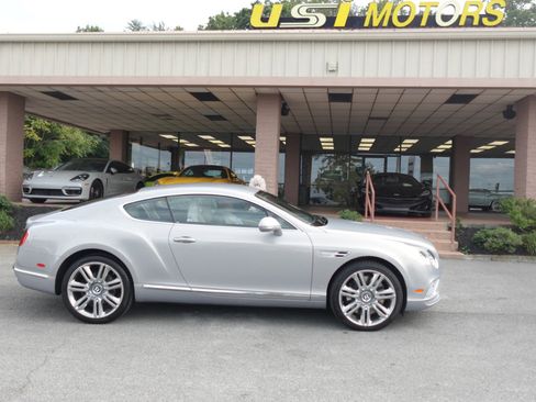 Used 2016 Bentley Continental GT image 23