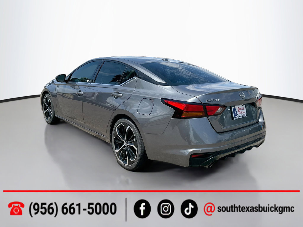 Used 2023 Nissan Altima 2.5 SR FWD image 6