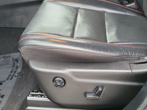 Used 2024 Dodge Durango GT image 14