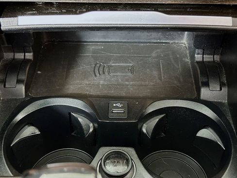 Used 2021 BMW 430i Convertible w/ Convenience Package image 40