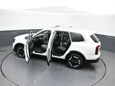 Used 2023 Kia Telluride S w/ S Sunroof Package image 45